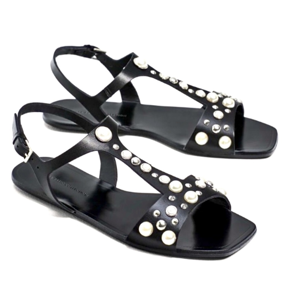 NWT ZARA leather sandal with pearl details. Size 40 (9).
